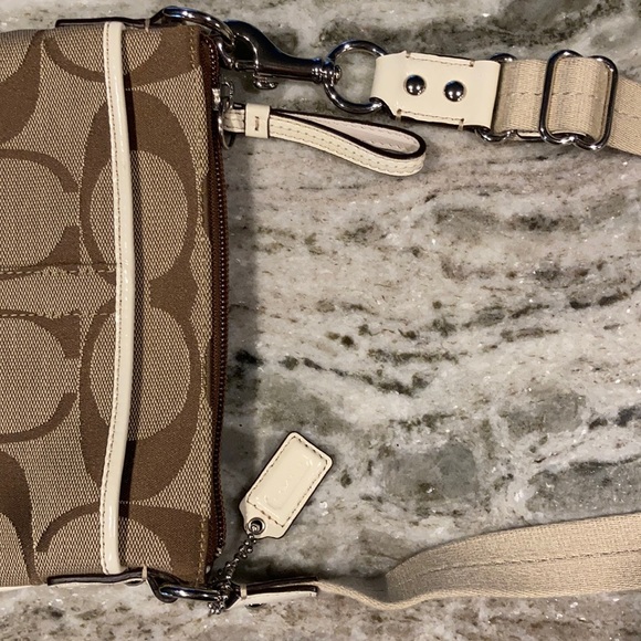 Coach purse NWOT - Picture 13 of 13